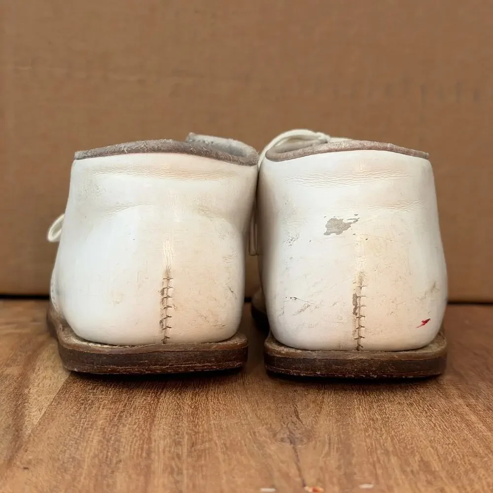VINTAGE Baby / Toddler 18-24 Months Size 6.5D White Leather Walking Shoes